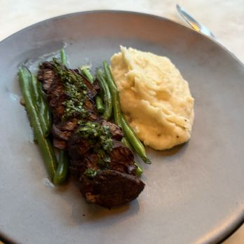 Per Diem - Financial District - Steak, truffled mash and green beans - New American Near Me - San Francisco, California Per Diem - Financial District - Steak, truffled mash and green beans - New American Near Me - San Francisco, California