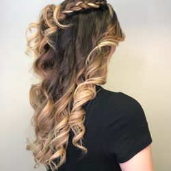 Salon Grove - Hair by Janine