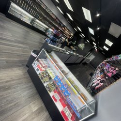 Iconic Smoke Shop
