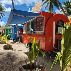 Blue Lagoon Beach Excursion Royal Caribbean - Food truck - AVOID!!
