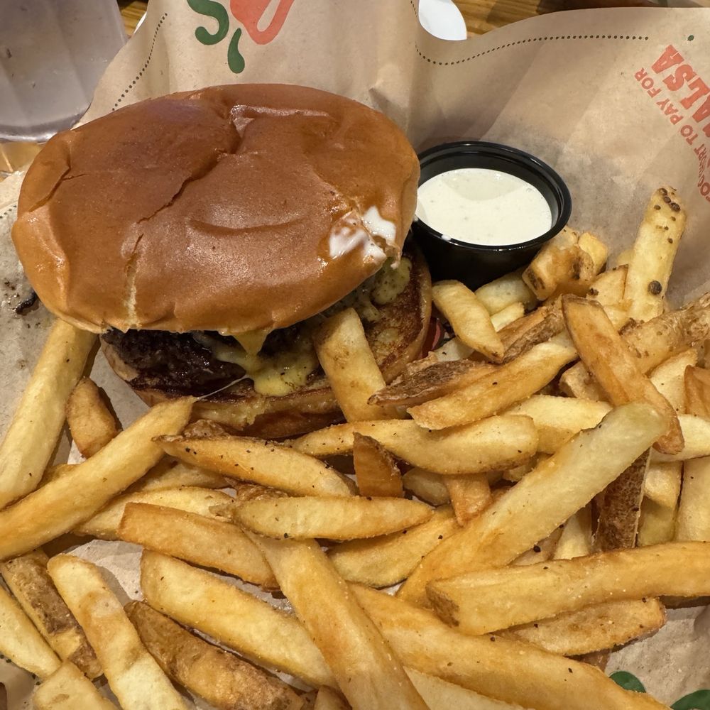 Chili's - Create your own burger - American Near Me - Winston Salem, North Carolina Chili's - Create your own burger - American Near Me - Winston Salem, North Carolina
