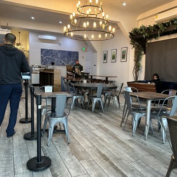 Phin Smith - Inside - Coffee & Tea Near Me - Garden Grove, California Phin Smith - Inside - Coffee & Tea Near Me - Garden Grove, California