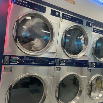 College Coin Laundry - 55lb  $.50 for 6 mins - Laundromat Near Me - Oceanside, California