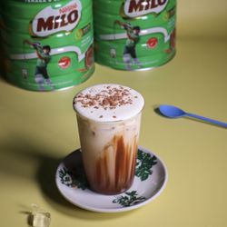Uncle Fung Coffee Stall - "Dirty Milo"
Single origin espresso, milk of choice, Milo, salted cream top.