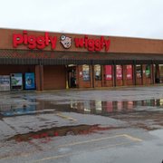 PIGGLY WIGGLY - Updated December 2025 - 731 S Wayne St