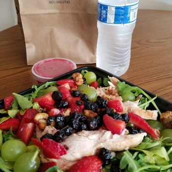 Lettuce Eat - Berry salad - Food Delivery Services Near Me - Bakersfield, California Lettuce Eat - Berry salad - Food Delivery Services Near Me - Bakersfield, California