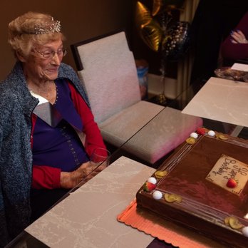 Rendez-Vous - Perfect cake to celebrate 102! - Bakeries Near Me - Sarasota, Florida