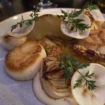 Elm Square Oyster - Scallops - Bars Near Me - Andover, Massachusetts