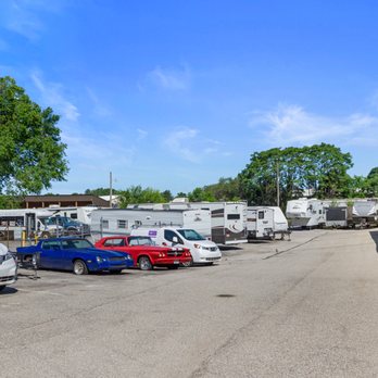 Prime Storage - Self Storage Near Me - Hanover, Pennsylvania