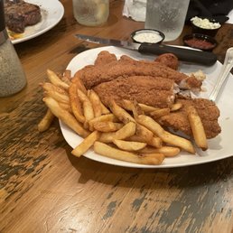 Rather Be Fishin' Dinner with double fish instead of shrimp. A LOT! Rather Be Fishin' Dinner with double fish instead of shrimp. A LOT!