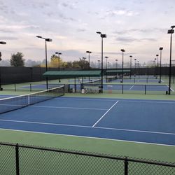 The Riviera Tennis Club
