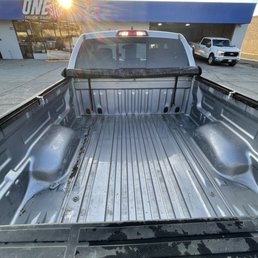 Beat up tundra bed Beat up tundra bed