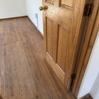 Mujeres De Llaves Cleaning - Clean floors. Hardwood floors and doors looked great after the clean. - Home Cleaning Near Me - Albuquerque, New Mexico Mujeres De Llaves Cleaning - Clean floors. Hardwood floors and doors looked great after the clean. - Home Cleaning Near Me - Albuquerque, New Mexico