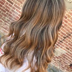 MK Salon & Boutique