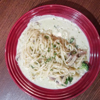 Jimoco Cafe & Pasta - Cream Pesto Pasta - Italian Near Me - Coquitlam, British Columbia