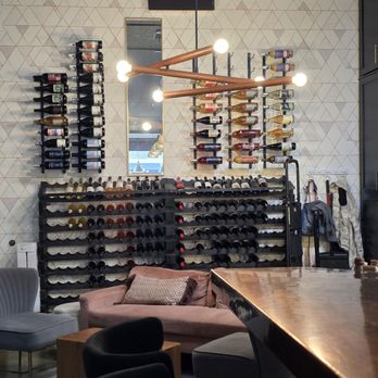 Oeno Wine Lounge - Wine Bars Near Me - Flagstaff, Arizona