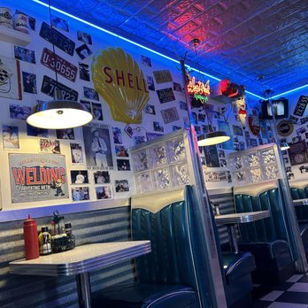 Hot Rods 50's Diner - Decoration - American Near Me - Alcoa, Tennessee Hot Rods 50's Diner - Decoration - American Near Me - Alcoa, Tennessee