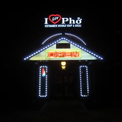 I Luv Pho - Storefront at night.