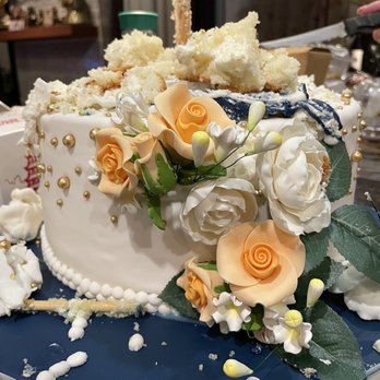 Lavender Bakery & Cafe' - Cake by Lavender Bakery. After the wedding, capturing the details - Cafes Near Me - Berkeley, California Lavender Bakery & Cafe' - Cake by Lavender Bakery. After the wedding, capturing the details - Cafes Near Me - Berkeley, California