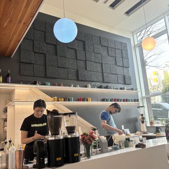 Push Pull on Union - two people working in a coffee shop - Coffee & Tea Near Me - Seattle, Washington