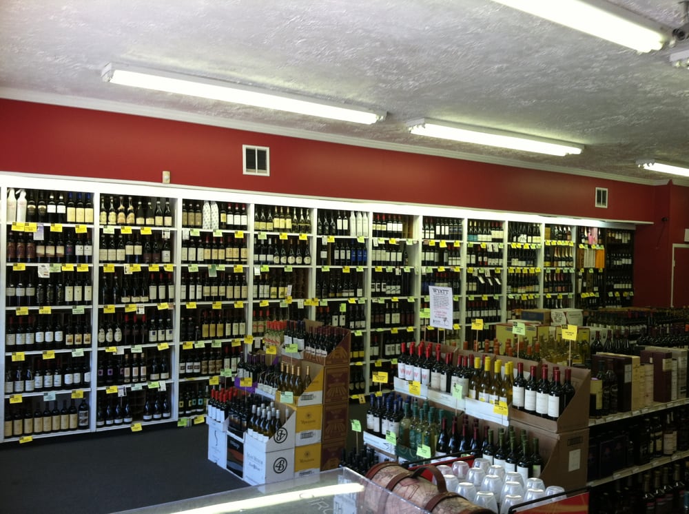 HUNTINGTON WINE & LIQUOR Updated September 2024 15 Photos 735 W