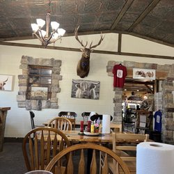 The Farmhouse Cafe - Decorations in the farmhouse cafe