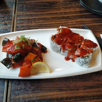 Hiraku Sushi - Spicy tuna combo - Japanese Near Me - Coquitlam, British Columbia