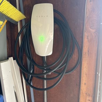 Garner Electric - Tesla charger - Electricians Near Me - Thousand Oaks, California