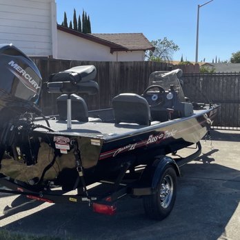 Bass Pro Shops - Bass Tracker Classic XL - Outdoor Gear Near Me - Manteca, California Bass Pro Shops - Bass Tracker Classic XL - Outdoor Gear Near Me - Manteca, California