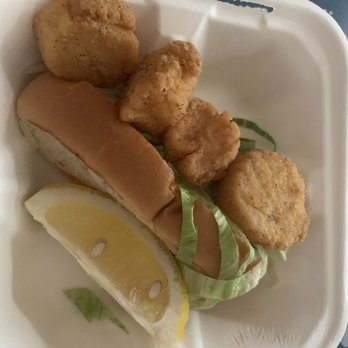 Mac's Market & Kitchen Eastham - Macs scallop roll - Seafood Markets Near Me - Eastham, Massachusetts