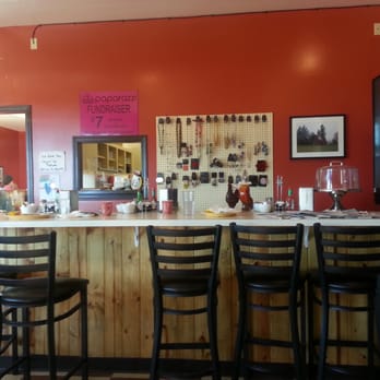 Screamin' Chicken Diner - Bar seating as well as a dozen tables. - Diners Near Me - Gaston, Oregon Screamin' Chicken Diner - Bar seating as well as a dozen tables. - Diners Near Me - Gaston, Oregon