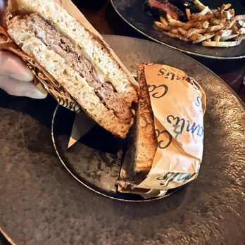 Canlis - Sourdough patty melt - New American Near Me - Seattle, Washington