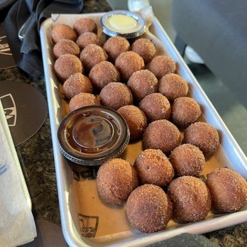 Topgolf - Dessert - Golf Near Me - San Jose, California