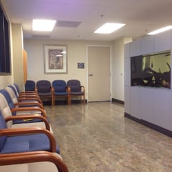 Desert Pain Care - Empty at 5:30, I had a 4:30 appointment