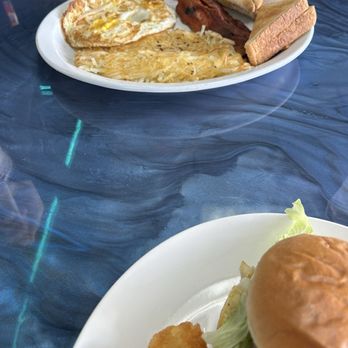 Cravn - Burgers Near Me - Warren, Michigan