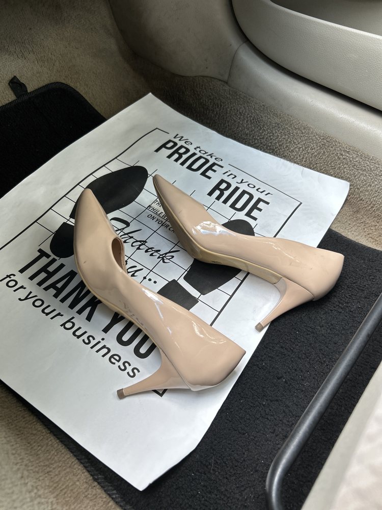 ACE SHOE REPAIR Updated September 2024 121 N Broadway St, South