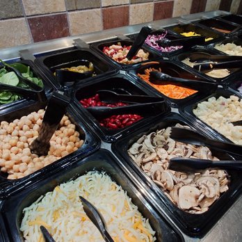 Round Table Pizza - Pizza Near Me - Manteca, California Round Table Pizza - Pizza Near Me - Manteca, California