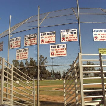 Almansor Park - Parks Near Me - Alhambra, California