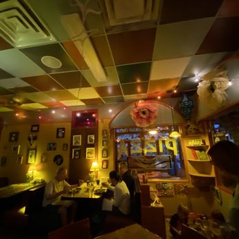 Satchel's Pizza - Inside area - Pizza Near Me - Gainesville, Florida