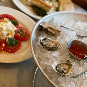 Little Dom's Seafood - Half dozen Kumamoto oysters, Caprese salad, and halibut piccata with asparagus. Exquisite and not fussy! - Pizza Near Me - Carpinteria, California