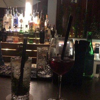 Radio - Lounges Near Me - Madrid, M Radio - Lounges Near Me - Madrid, M
