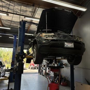 MotorsportMike - Oil change and inspection - Auto Repair Near Me - Walnut, California MotorsportMike - Oil change and inspection - Auto Repair Near Me - Walnut, California