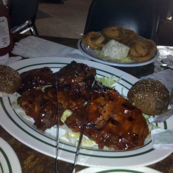 Z's Villa - BBQ ribs... about as tasty as they look - Bars Near Me - Detroit, Michigan