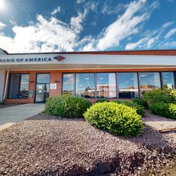 Bank of America Financial Center - Storefront