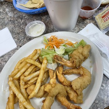 La Playa Restaurant - Fried shrimp plate - Mexican Near Me - San Antonio, Texas
