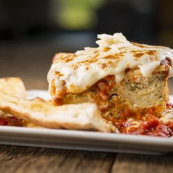 Rosati’s Pizza and Sports Pub