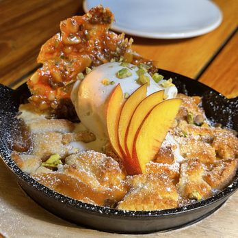 Wit & Wisdom Sonoma - Stone fruit cobbler with pistachio pine nut brittle - New American Near Me - Sonoma, California Wit & Wisdom Sonoma - Stone fruit cobbler with pistachio pine nut brittle - New American Near Me - Sonoma, California