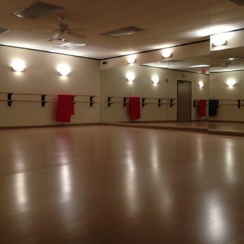 The Good Space Pilates and Yoga Studio - Bar uses for booty barre class - Pilates Near Me - Houston, Texas The Good Space Pilates and Yoga Studio - Bar uses for booty barre class - Pilates Near Me - Houston, Texas