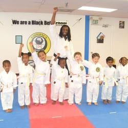 Harriday's Karate and Fitness - Sensei Stefen with Little Ninja's