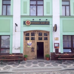 U Zlatého Lva - Vchod